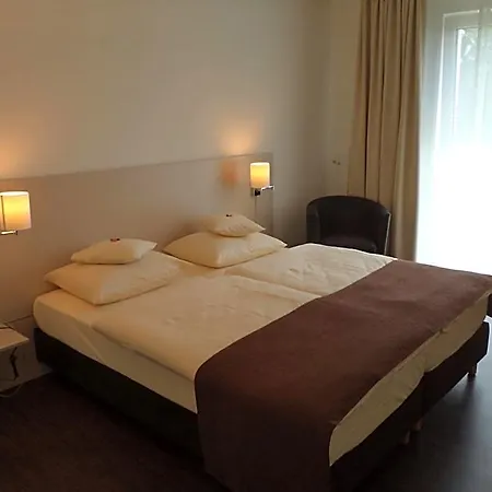 Neue Am Park Hotel 3*